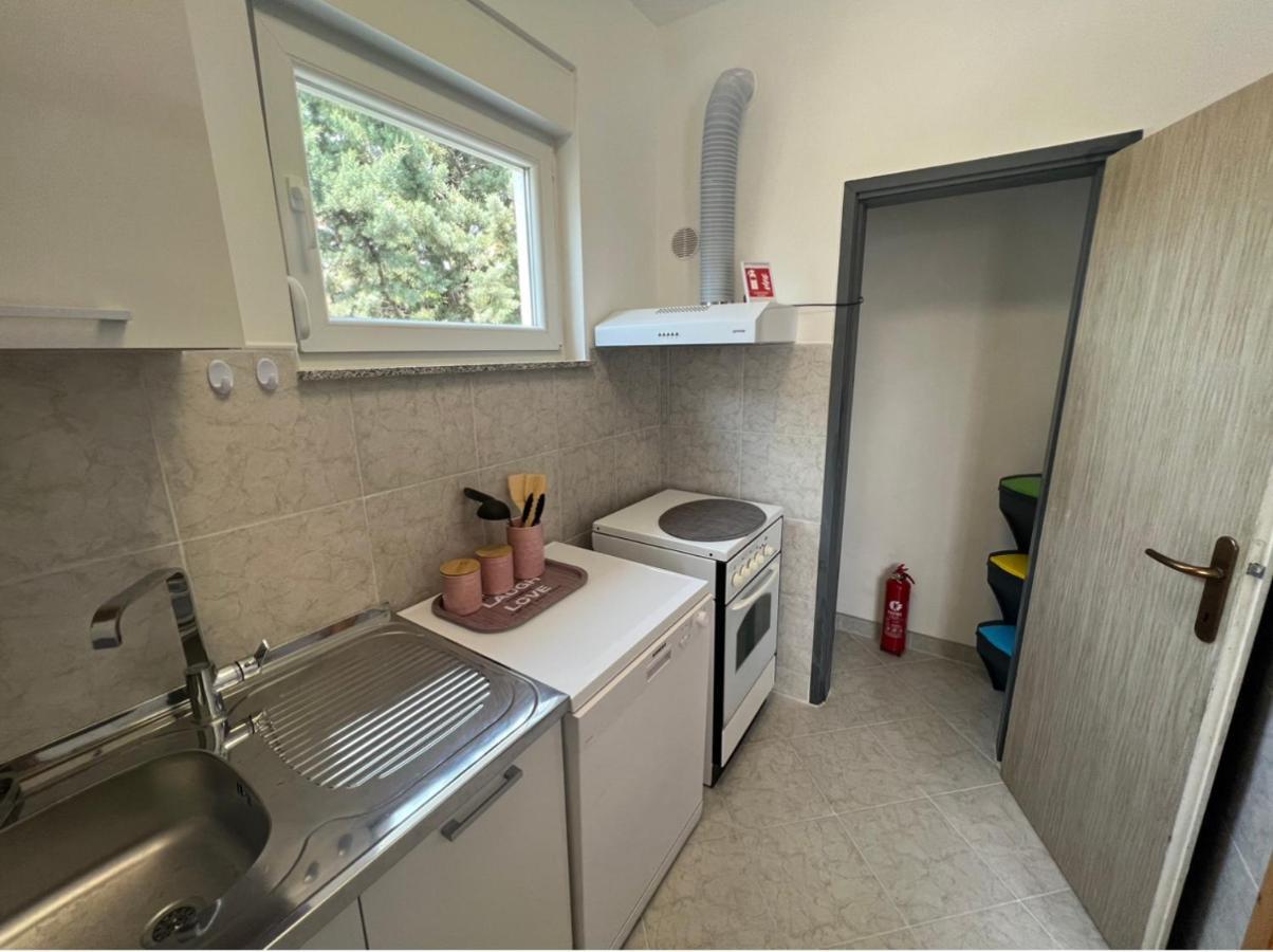 Lotus Holiday Apartment In Skrljevo Bakar Eksteriør bilde